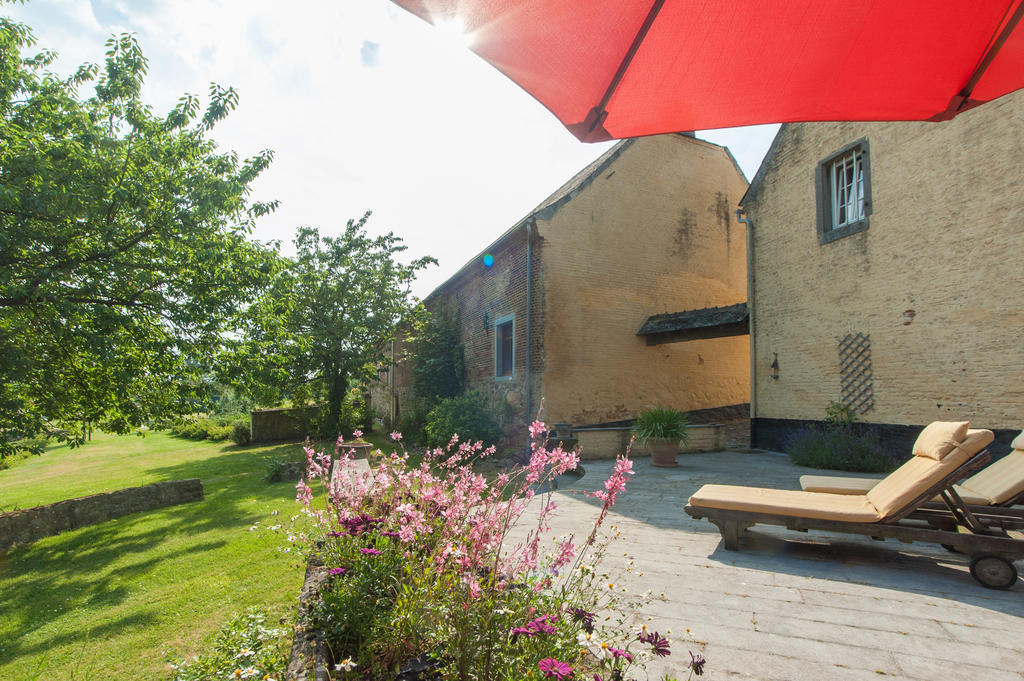 B&B Cense De La Tour Nil Saint-Vincent ภายนอก รูปภาพ
